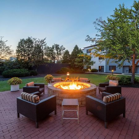 Hotel Courtyard Columbus Airport Zewnętrze zdjęcie