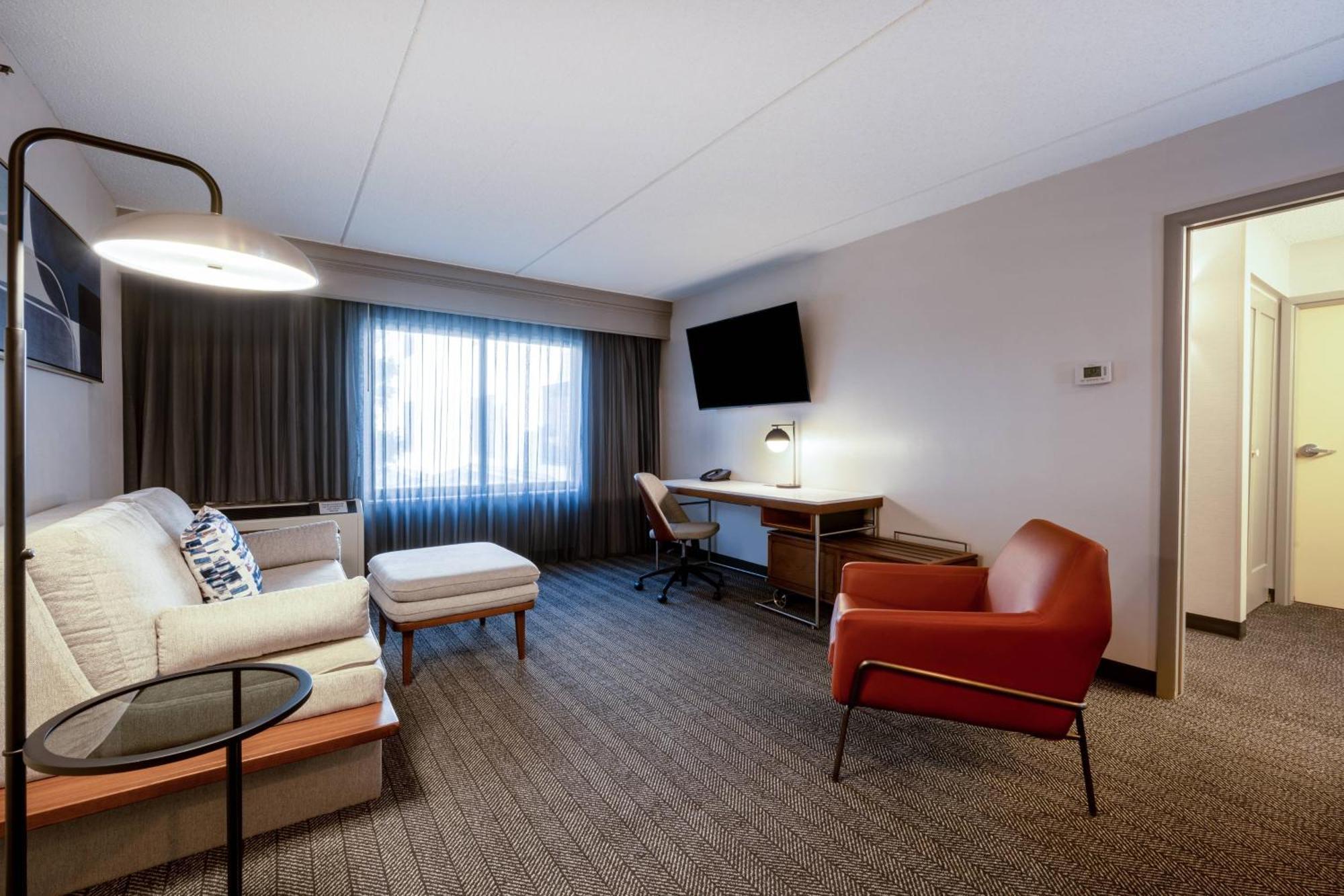 Hotel Courtyard Columbus Airport Zewnętrze zdjęcie
